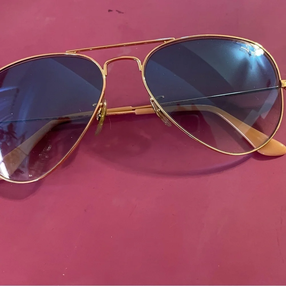 Ray-Ban Luxotica  Gradient Light Blue Aviator Sunglasses, with Case.